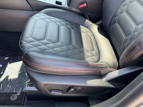 Used 2023 Ford Escape ST-Line Elite w/ Premium Technology Package AWD/4WD image 15