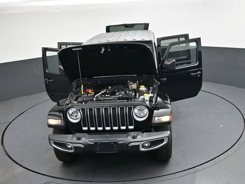 Used 2022 Jeep Wrangler Unlimited Sahara w/ Dual Top Group image 49