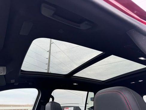 Used 2024 Chevrolet Traverse RS w/ LPO, Floor Liner Package image 19