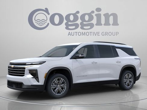 New 2026 Chevrolet Traverse LT w/ Driver Confidence Package FWD image 1