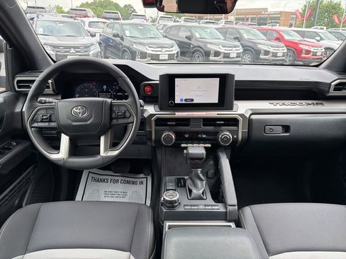 Used 2024 Toyota Tacoma TRD Off-Road AWD/4WD image 33