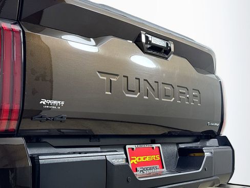 Used 2025 Toyota Tundra Limited image 27