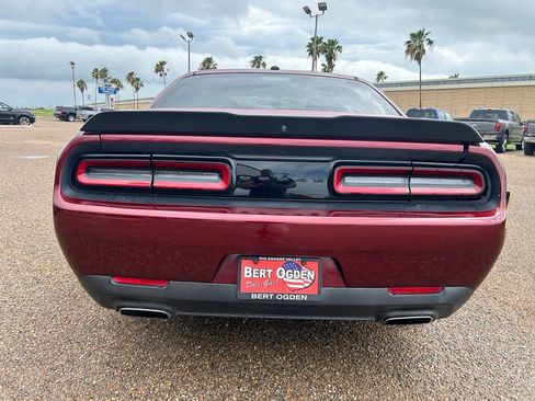 Used 2020 Dodge Challenger SXT w/ Blacktop Package RWD image 5