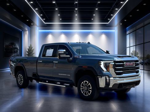 Used 2024 GMC Sierra 3500 SLT w/ SLT Premium Package AWD/4WD image 2