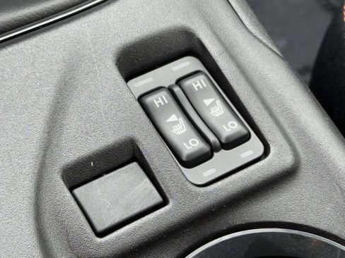 Used 2020 Subaru Crosstrek 2.0i Premium image 30