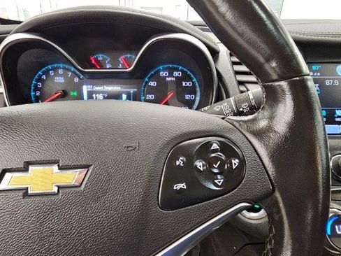 Used 2019 Chevrolet Impala Premier w/ Premier Confidence Package FWD image 13