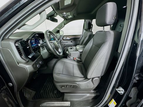 Used 2023 Chevrolet Silverado 1500 LT image 13