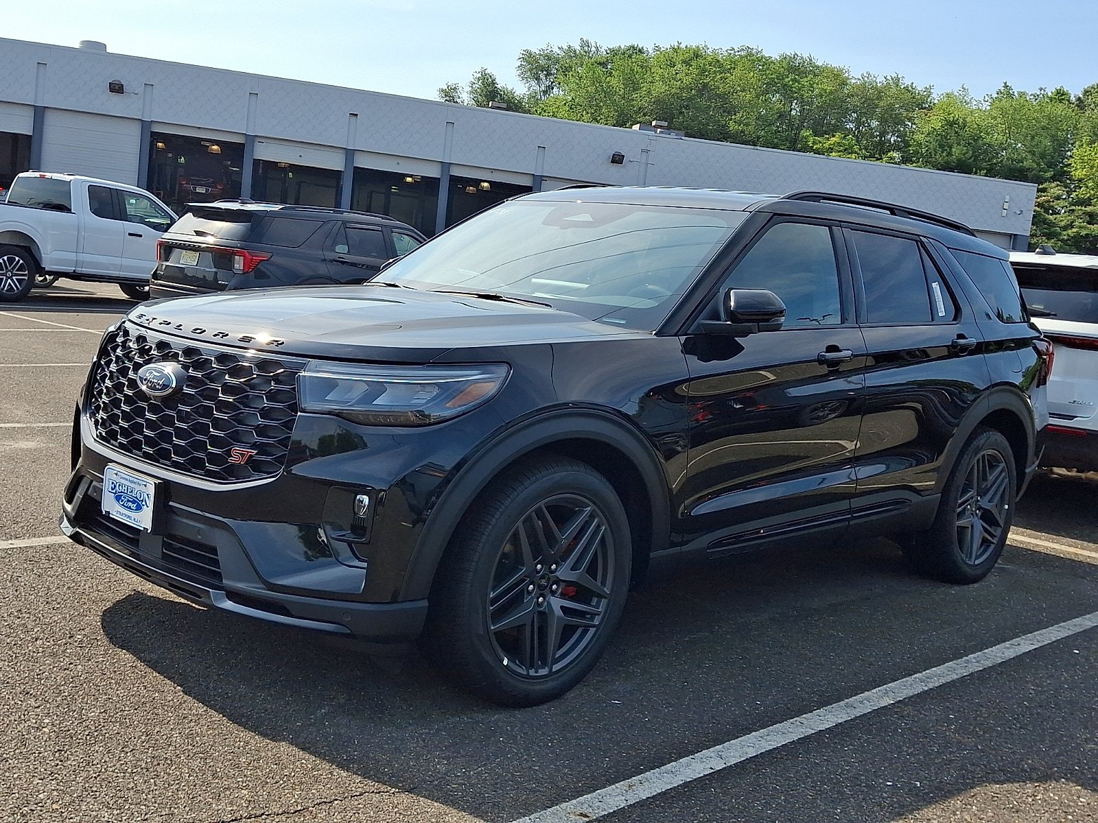 New 2026 Ford Explorer ST AWD/4WD image 3