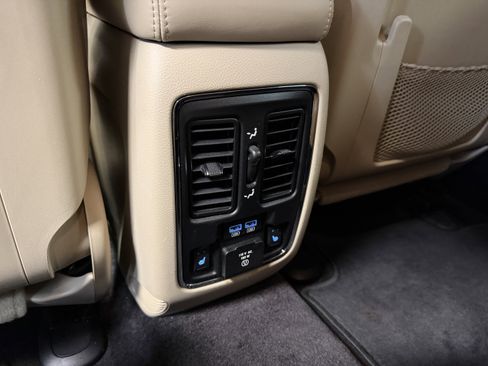 Used 2016 Dodge Durango Citadel w/ Premium Entertainment Group image 24