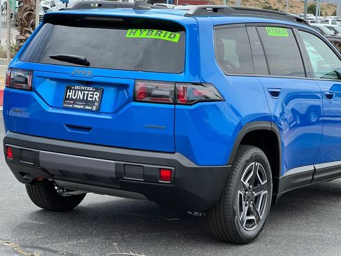 New 2026 Jeep Cherokee Laredo AWD/4WD image 8