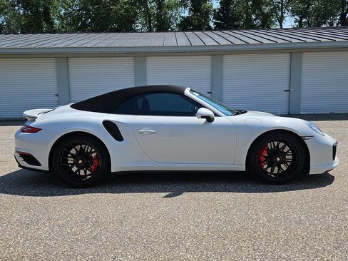 Used 2019 Porsche 911 Turbo S AWD/4WD image 8