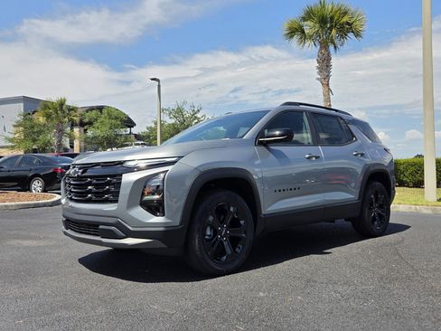 New 2026 Chevrolet Equinox LT w/ Midnight Edition FWD image 2