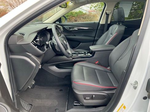 Used 2022 Buick Envision Essence w/ Sport Touring Package image 8