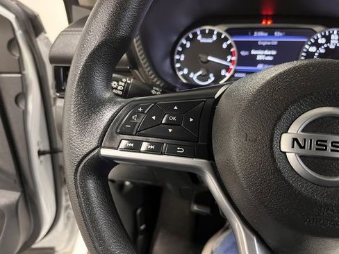 Used 2023 Nissan Sentra SV image 25