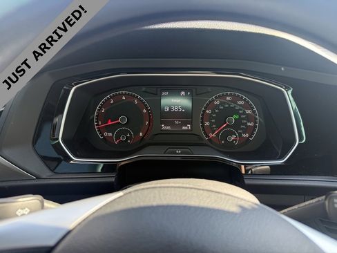 Used 2020 Volkswagen Jetta SE image 9