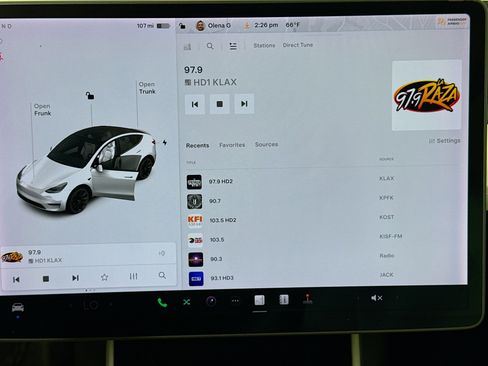 Used 2021 Tesla Model Y Long Range AWD/4WD image 15