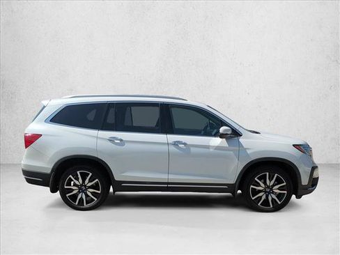 Used 2021 Honda Pilot Touring image 4