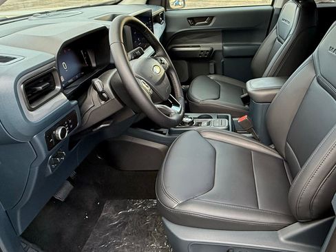 New 2026 Ford Maverick Lariat w/ Black Appearance Package image 15