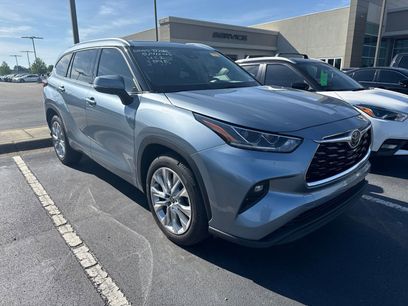 Used 2022 Toyota Highlander Limited