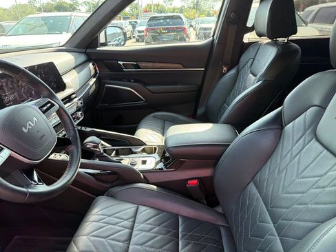Certified 2025 Kia Telluride SX Prestige X-Line AWD/4WD image 10