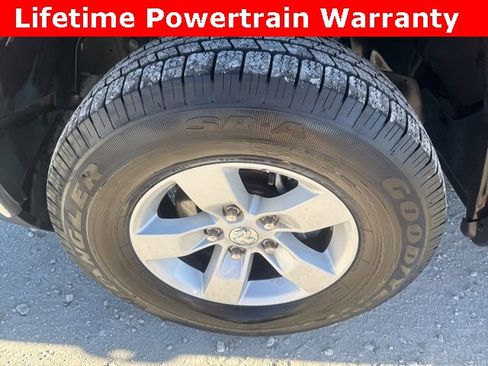 Used 2024 RAM 1500 Classic SLT image 25