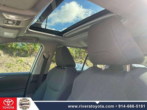 Used 2024 Toyota RAV4 XLE w/ Convenience Package AWD/4WD image 21