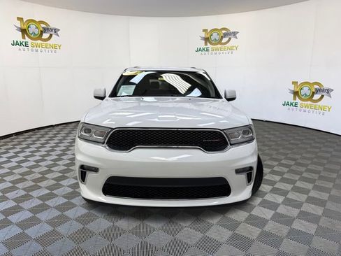 Used 2022 Dodge Durango SXT image 3