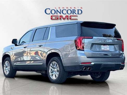 Used 2025 GMC Yukon XL Denali image 6