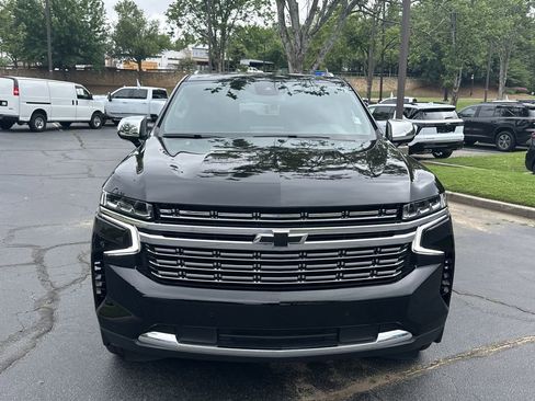 Used 2023 Chevrolet Tahoe Premier AWD/4WD image 2