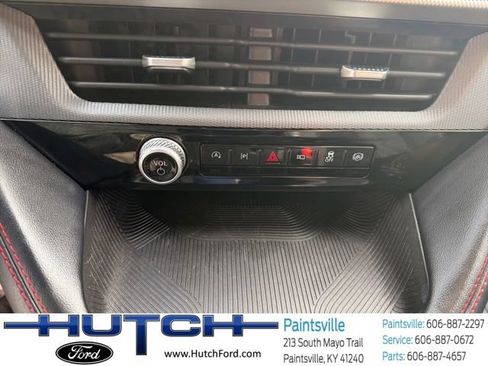 Used 2025 Ford Explorer ST-Line AWD/4WD image 36