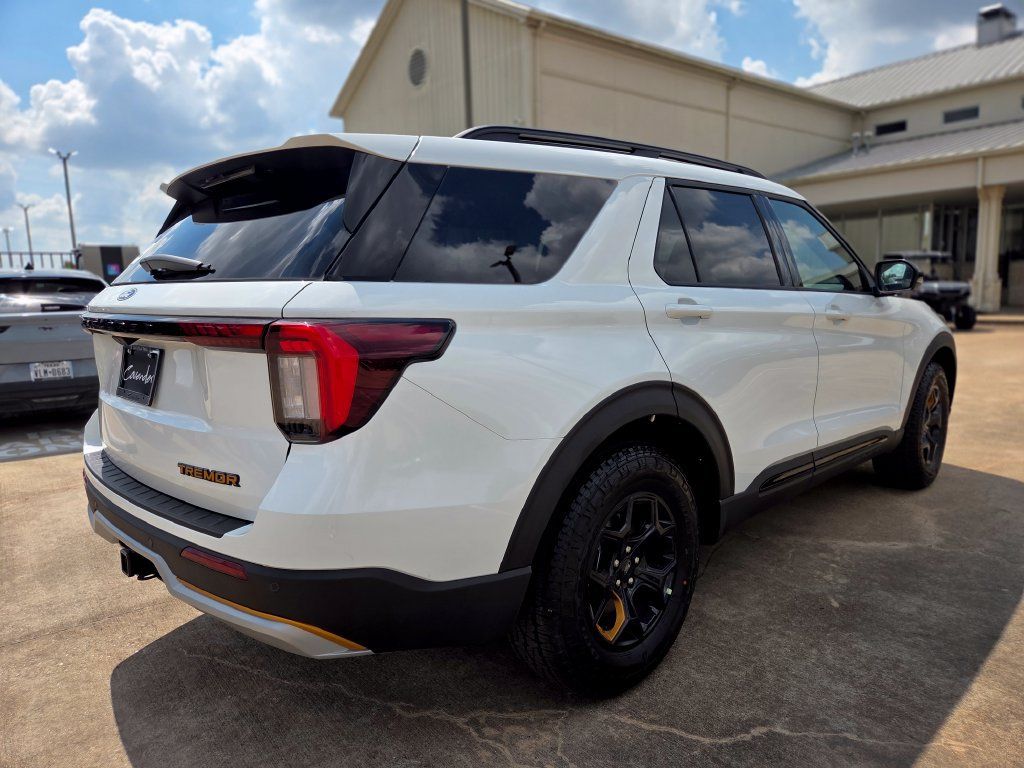 New 2027 Ford Explorer Tremor AWD/4WD image 5
