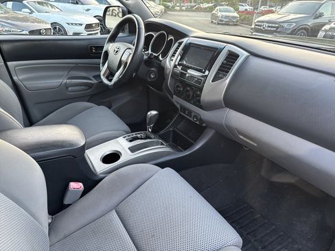 Used 2013 Toyota Tacoma PreRunner w/ TRD Sport Pkg RWD image 15
