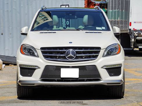 Used 2015 Mercedes-Benz ML 63 AMG 4MATIC image 13