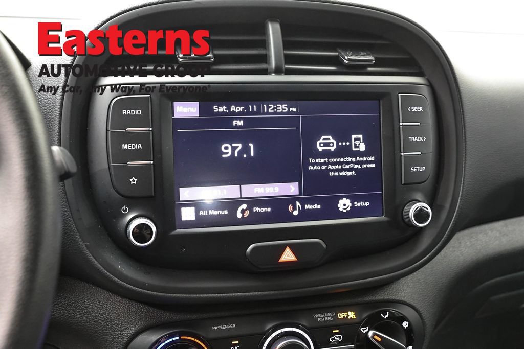 Used 2023 Kia Soul LX w/ LX Technology Package FWD image 20
