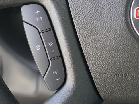 New 2025 GMC Savana 3500 w/ Power Convenience Package image 22