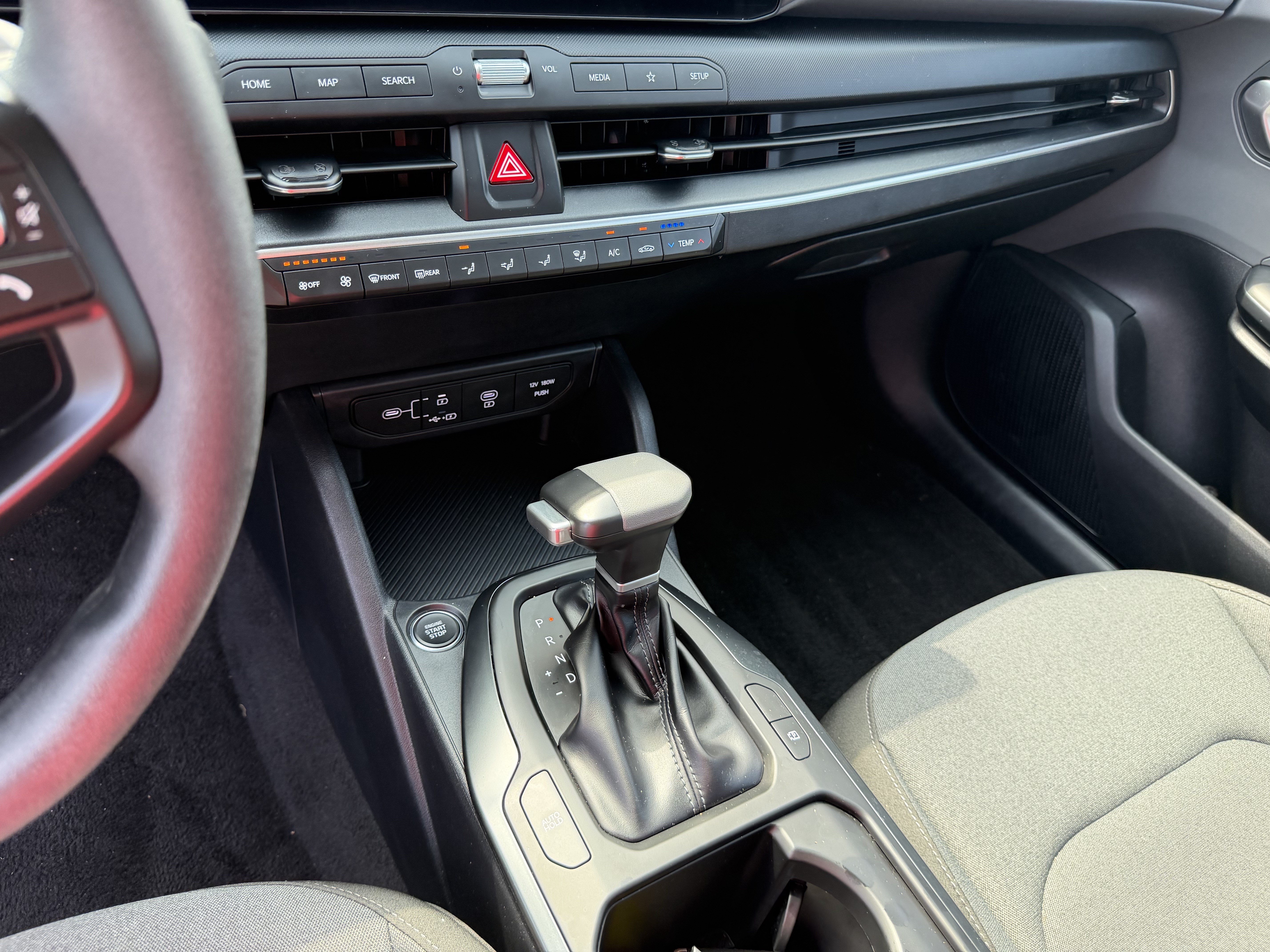 Certified 2025 Kia K4 FWD image 30