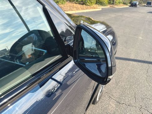 Used 2023 BMW X7 xDrive40i w/ M Sport Package image 36