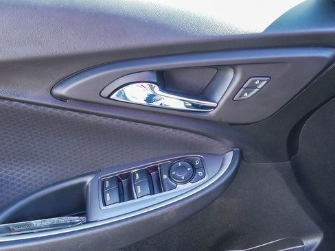 Used 2020 Chevrolet Malibu LS image 19