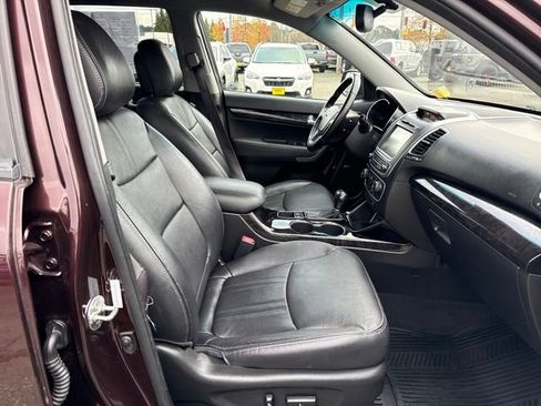 Used 2014 Kia Sorento LX w/ Touring Package (LX) image 12