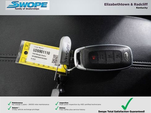 Used 2025 Nissan Sentra SV image 28