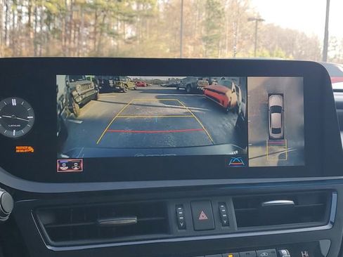 Used 2022 Lexus ES 300h Ultra Luxury image 27