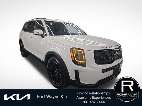 Used 2021 Kia Telluride EX w/ EX Premium Package AWD/4WD image 5