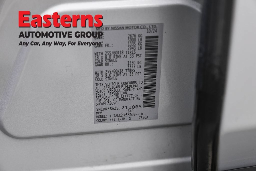 Used 2025 Nissan Pathfinder SV FWD image 37