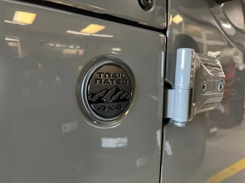 Used 2023 Jeep Wrangler Sport AWD/4WD image 20
