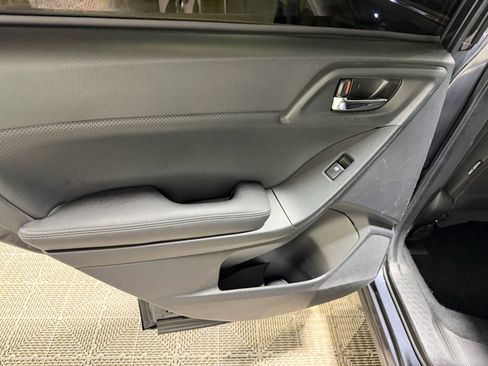 Used 2014 Subaru Forester 2.0XT Premium w/ Popular Package #2 image 21