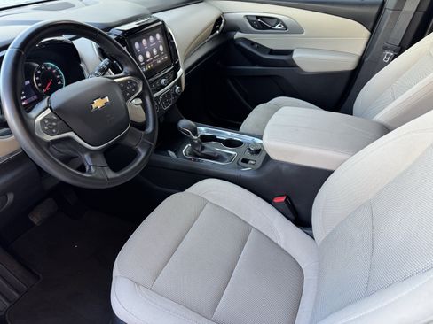 Certified 2023 Chevrolet Traverse LT w/ LPO, Cargo Package AWD/4WD image 9