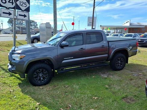 Used 2021 Toyota Tacoma SR5 image 10