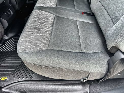 Used 2023 Ford F150 XLT RWD image 17