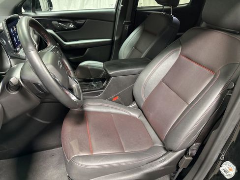 Used 2025 Chevrolet Blazer RS image 28