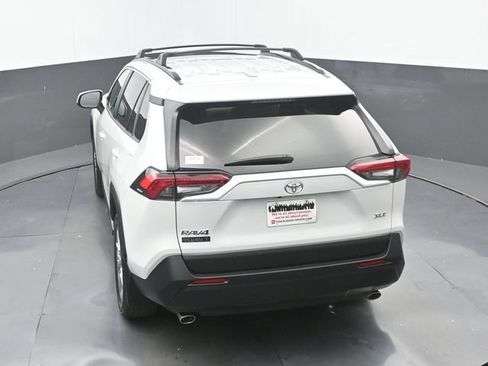Used 2024 Toyota RAV4 XLE Premium FWD image 29